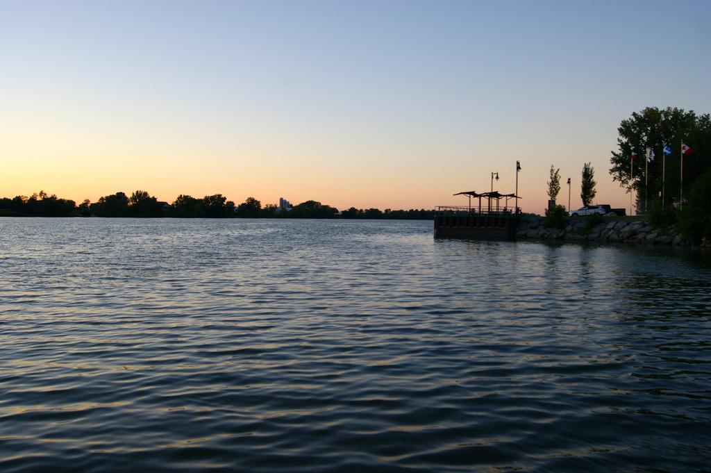 Bed and Breakfast La Belle aux Berges Saint-Denis-sur-Richelieu Exterior foto